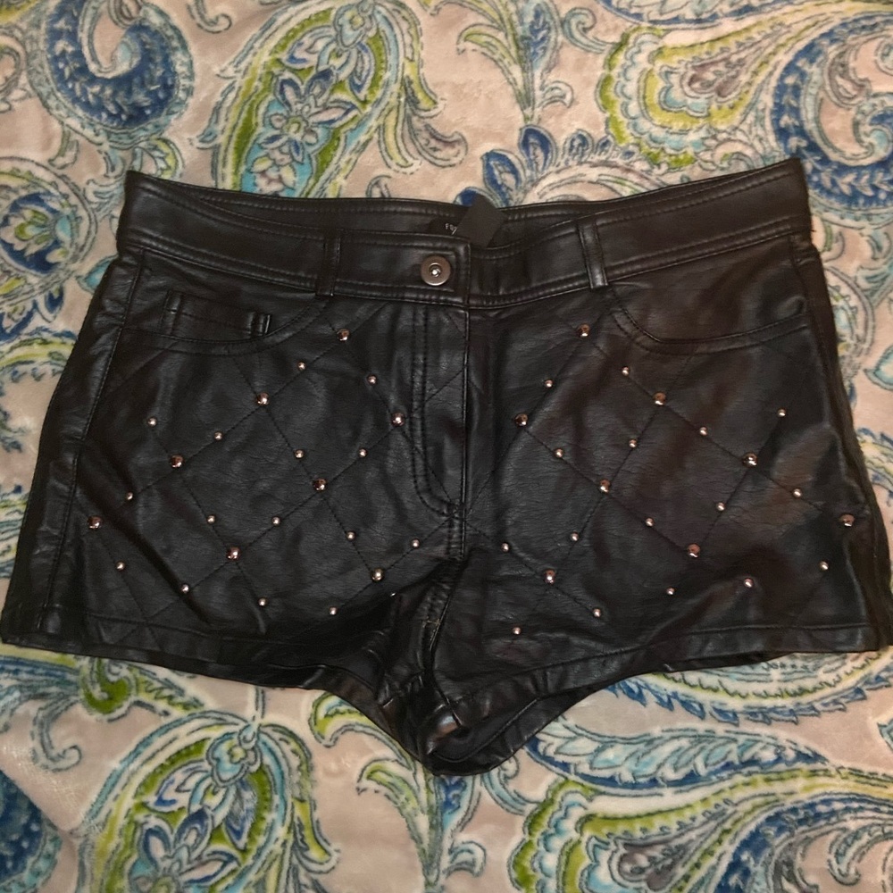 FOREVER 21 black pleather shorts